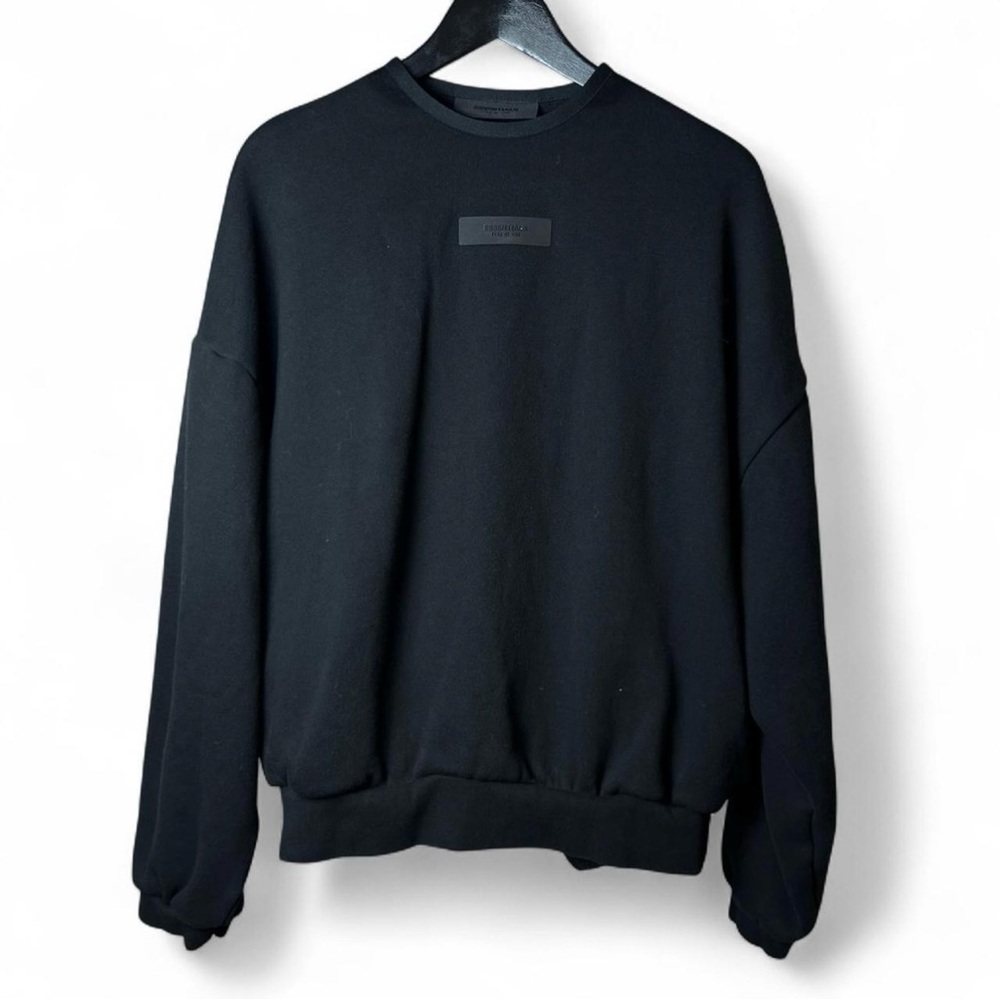 Essentials Crewneck
